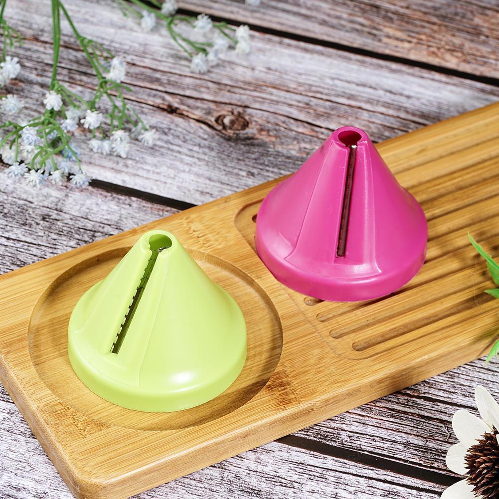 Carrot Grater Portable Vegetable Fruit Multifunction Spiral Shredder Peeler Manual Potato Carrot Radish Rotating Shredder Grater