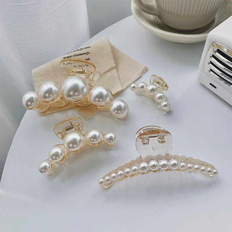 Pinza para el pelo acrílica con perlas para mujer, pinzas transparentes elegantes para el cabello, pinzas geométricas huecas simples para el baño, accesorios para el cabello