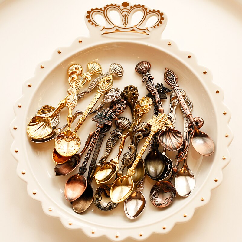 5 st dessert skedar vintage kungligt kaffe spoonteaspoon metall snidade frukt mellanmål skedar för kök matsal bar bestick bestick