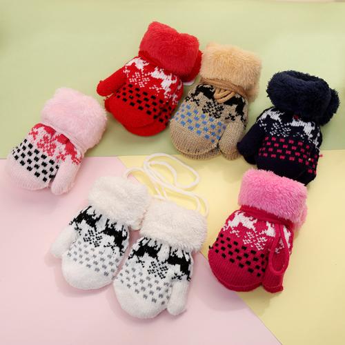 Lovely Neck Hanging Infant Baby Warm Gloves Reindeer Fleece Knitted Jacquard Cute Knitted Jacquard Halter Gloves: Default Title
