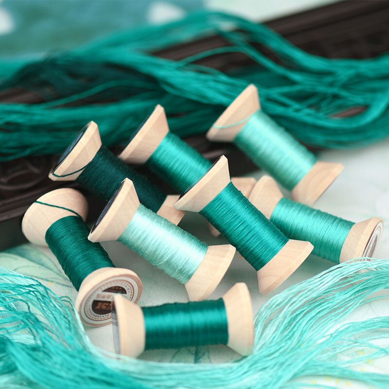 Hand-embroidered embroidery thread / silk thread / wrapped silk silk embroidery thread / spool / viridity