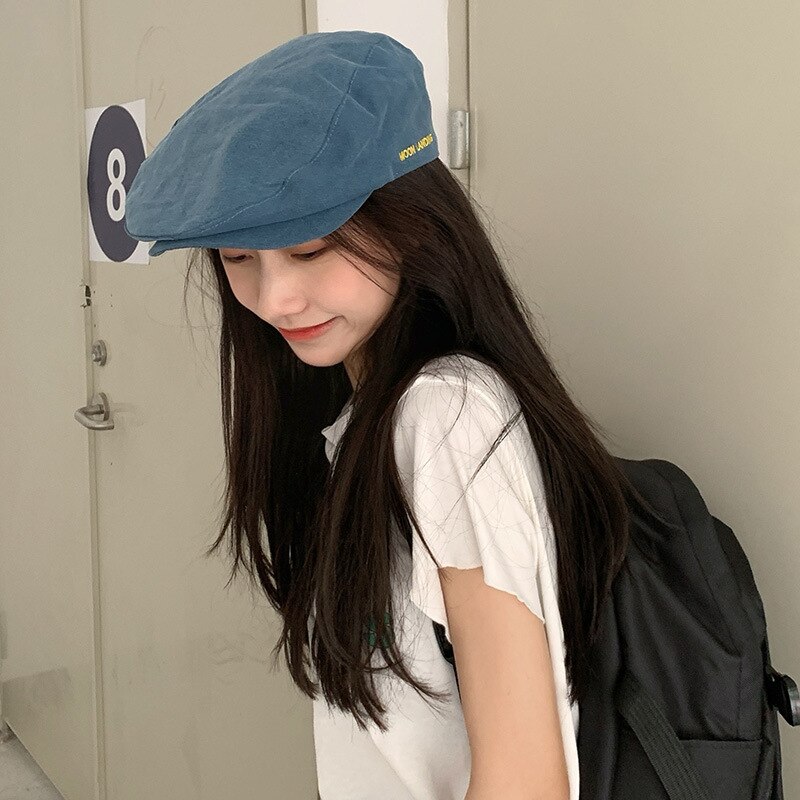 Vrouwen Hoeden Herfst Winter Retro Maan Geborduurde Forward Cap Meisje Niche Wilde Baretten Koreaanse Versie Van Reverse Caps Detective Hoed