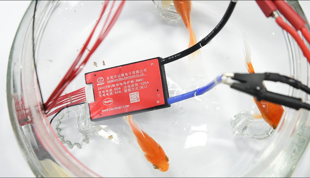 18650 batteripaket bms 2 10s 36v 15a 20a 30a 40a 60a bms används för 36v 10ah 35ah 60ah batteri 60a kontinuerligt med balansfunktion