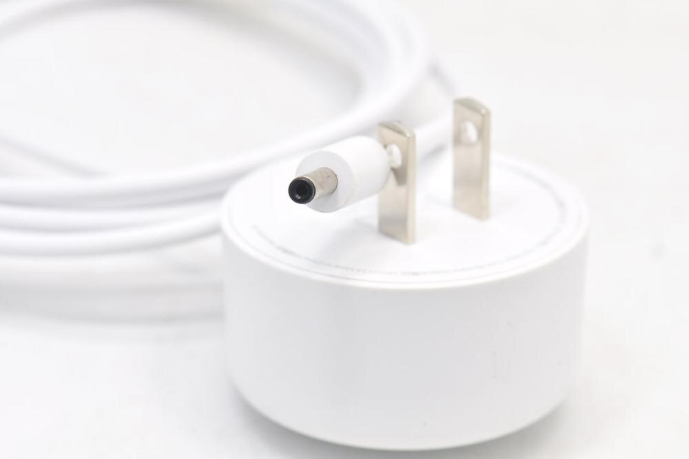 Originele Thuis Hub Ac Adapter Power Adapter 14V 1.1A W18-015N1E Voor Google Thuis Hub Gebruikt