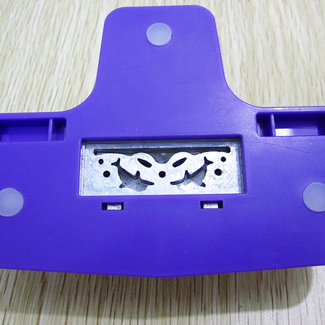 1pcs Diy Scrapbooking Edge Device Paper Cutter Craft Fancy Border Punch Embossing Tools Flower