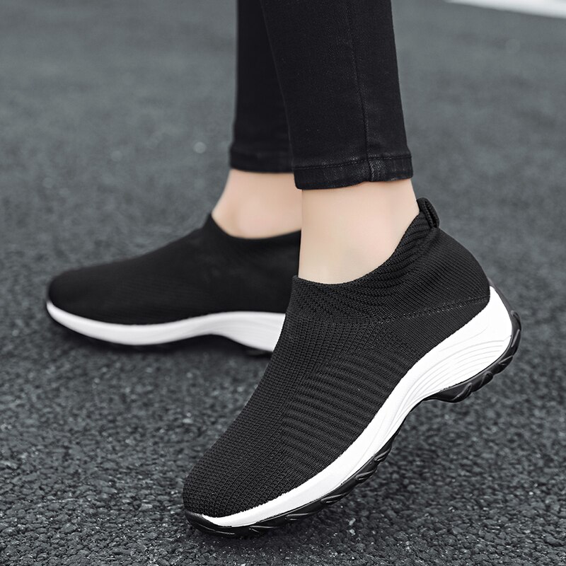 Buty do chodzenia kobiety Chunky Sneakers platforma moda Knitting mokasyny na co dzień Slip-on oddychające