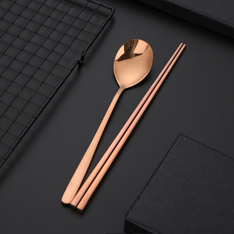 18/10 Korean Stainless Steel Food Chopsticks Spoon Set Long Handle Non-slip Chopsticks Dessert Spoons Dinnerware Set: Rose Gold