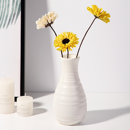 Vase en plastique nordique simple, petit pot de fleur frais, bouteille de rangement pour fleurs, salon, décorations pour la maison moderne, ornements, 1pc: WHITE