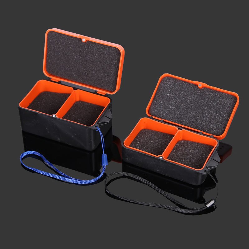 Caja de cebo vivo multifuncional, 1 pieza, 2 compartimentos, señuelo de gusano rojo, caja de plástico, Mosca, lubina, Tilapia, aparejos de pesca de carpa,
