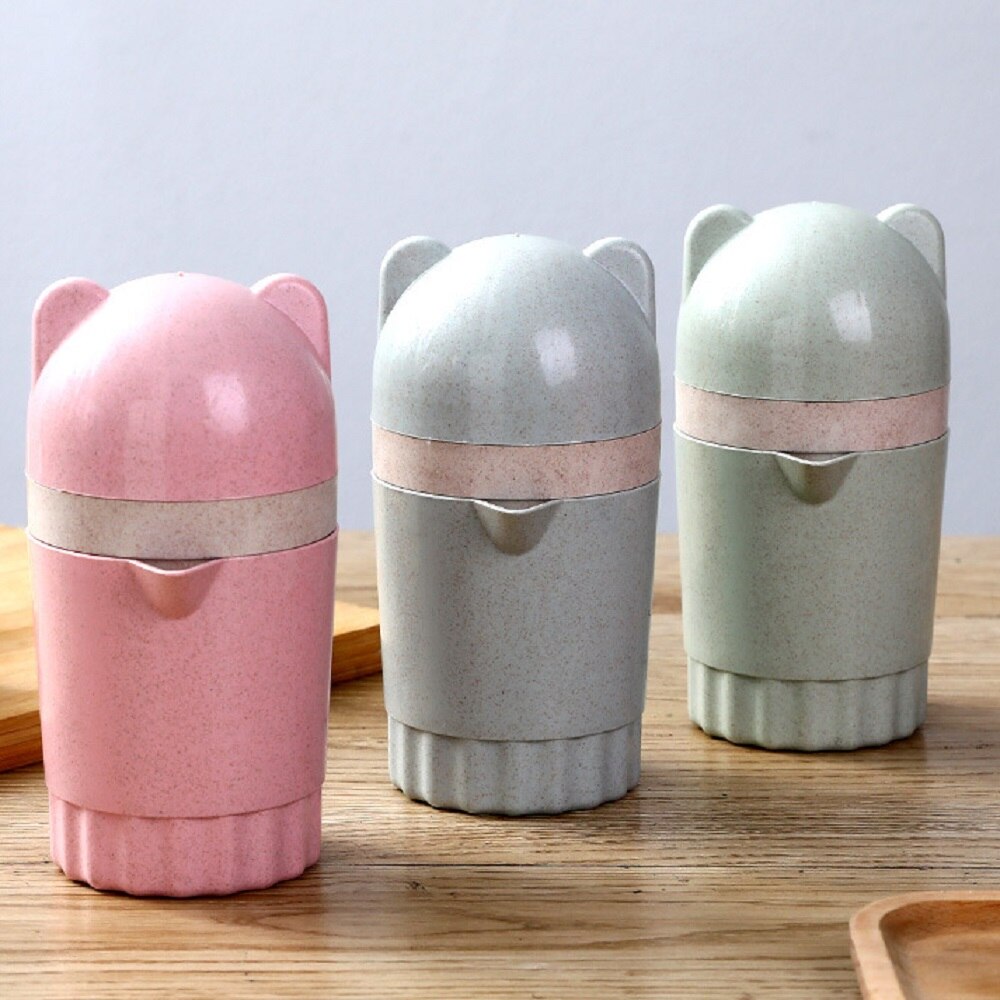 Manual Juicing Cup Juicer Press Hand Portable Lemons Orange Kitchen Home Student Dormitory Cartoon Mini Juicing Equipment