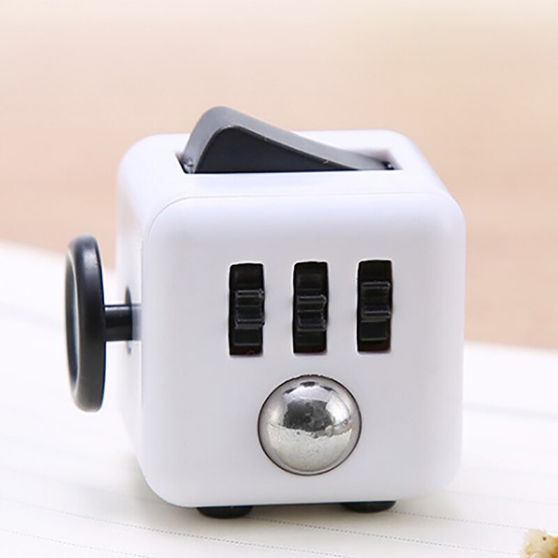 1 Pc Hand Voor Autisme Adhd Angst Relief Focus Kids 6 Zijden Magische Anti Stress Cube Spinner Speelgoed Gaming Dobbelstenen speelgoed: as picture