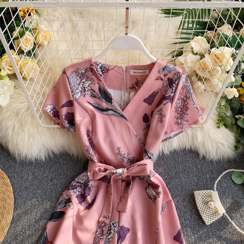 Mono Vintage bohemio ajustado con estampado floral para mujer, pelele Sexy informal con cuello en V para mujer, traje corto de estilo veraniego para playa y vacaciones,