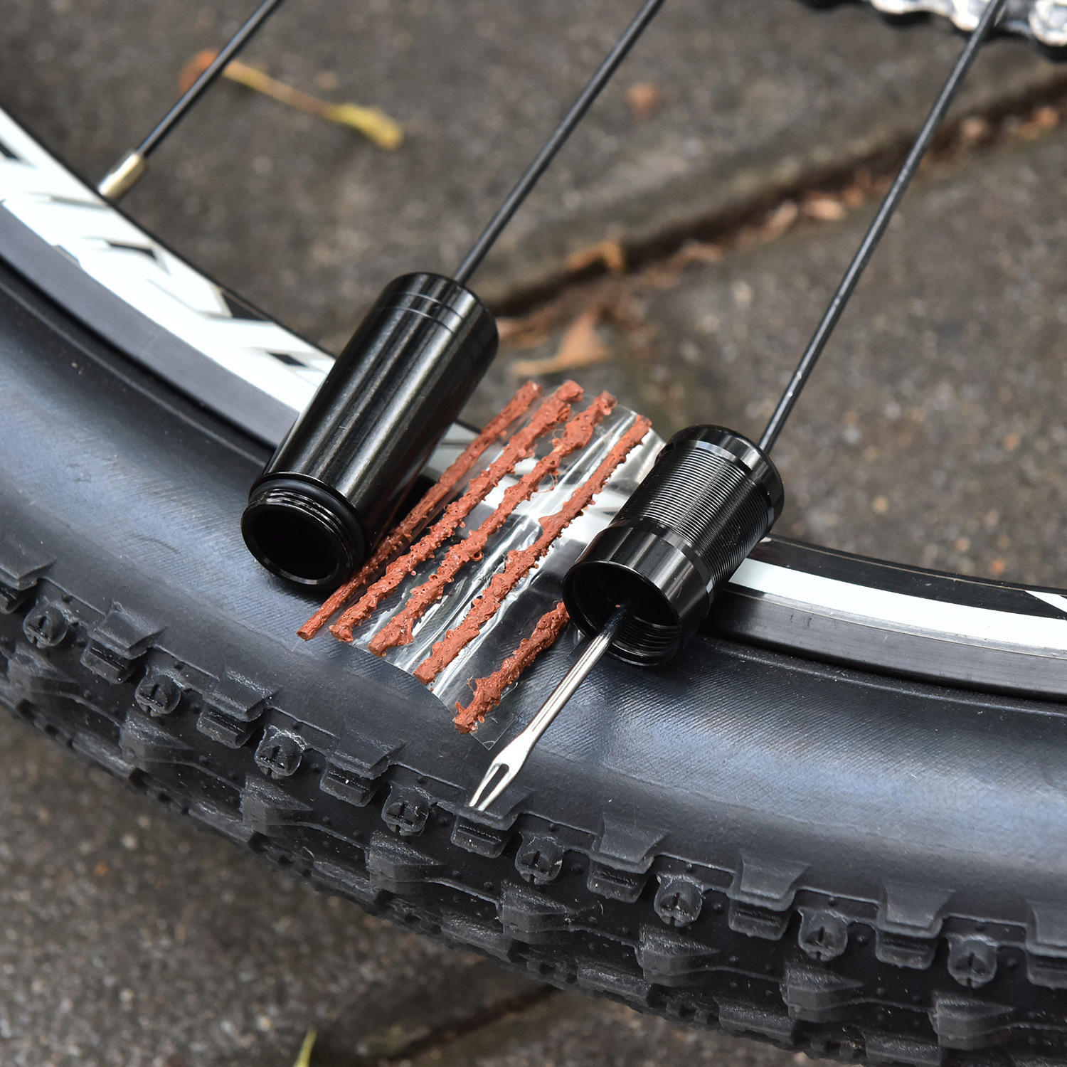 Voor Het Bevestigen Van Lekke Band Platte Weg Mtb Fiets Fiets Tubeless Band Reparatieset Naaktstopper Rubber Bacon Strips En Inbrenggereedschap