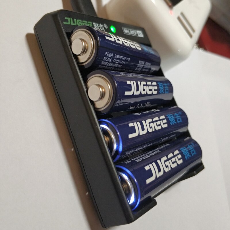 Jugee Aa 1.5V 3000mWh Lithium Li-Ion Oplaadbare Batterij + 4 Kanaals Lithium Polymeer Batterij Accu Oplader