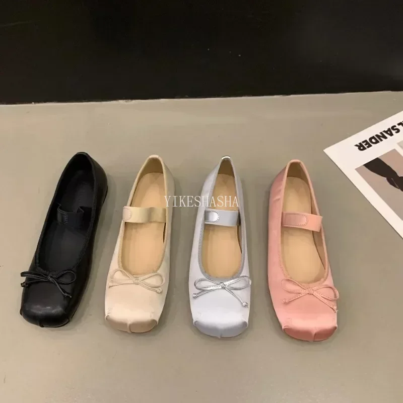 2025 Nuova Primavera Estate Ballerine Piatte Scarpe da Donna Retro Raso Mary Jane Scarpe Ballerine Donna Zapatos Mujer YIKESHASHA