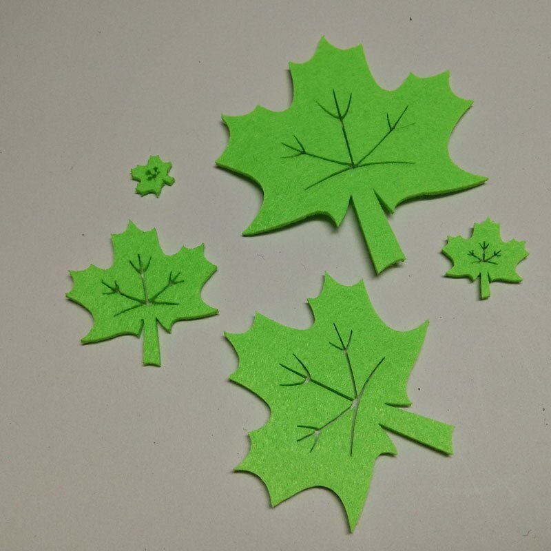 20pcs 4 sizes Maple Leaf DIY Decorative kindergarten leafs kids garden Patch applique leaves handmade non-woven handcraft Felt: 20pcs Green Only