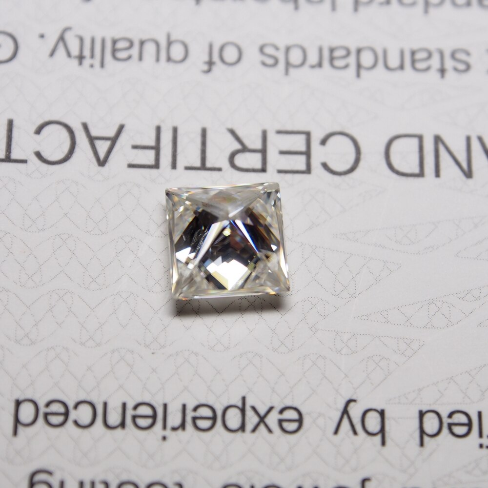 4*4mm Princess Cut VVS Moissanite Moissanite Stone Loose Moissanite Diamond 0.37 carat for Ring making