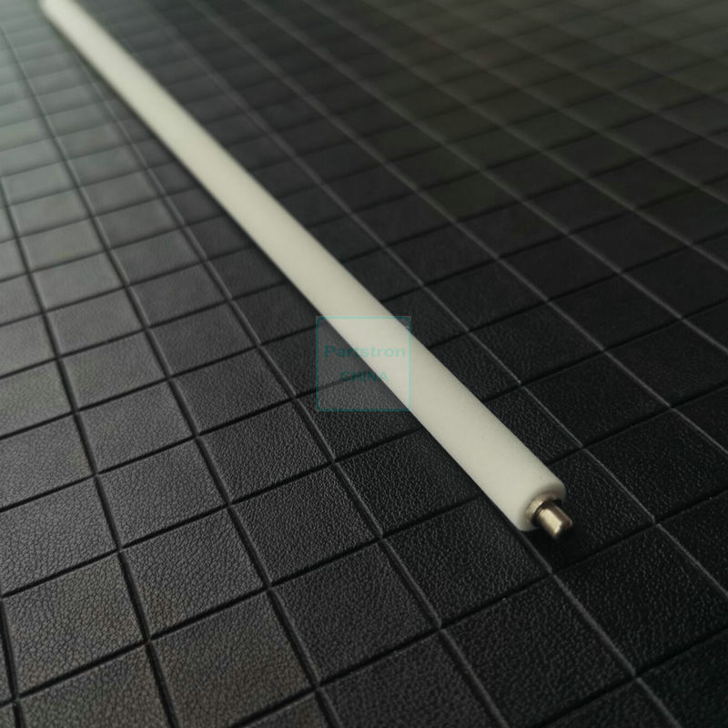 Rullo di pulizia del rullo di carica a lunga durata per l'uso nelle parti della fotocopiatrice Ricoh MP C2800 C3300 C4000 C5000