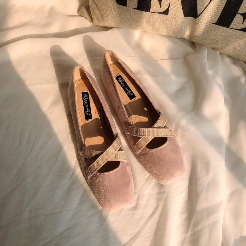 Piger pearl velvet flats nøgen pink balletsko solide elastiske krydsbånd loafers firkantet tå ballerina mokkasiner femme: Nøgenrosa / 9