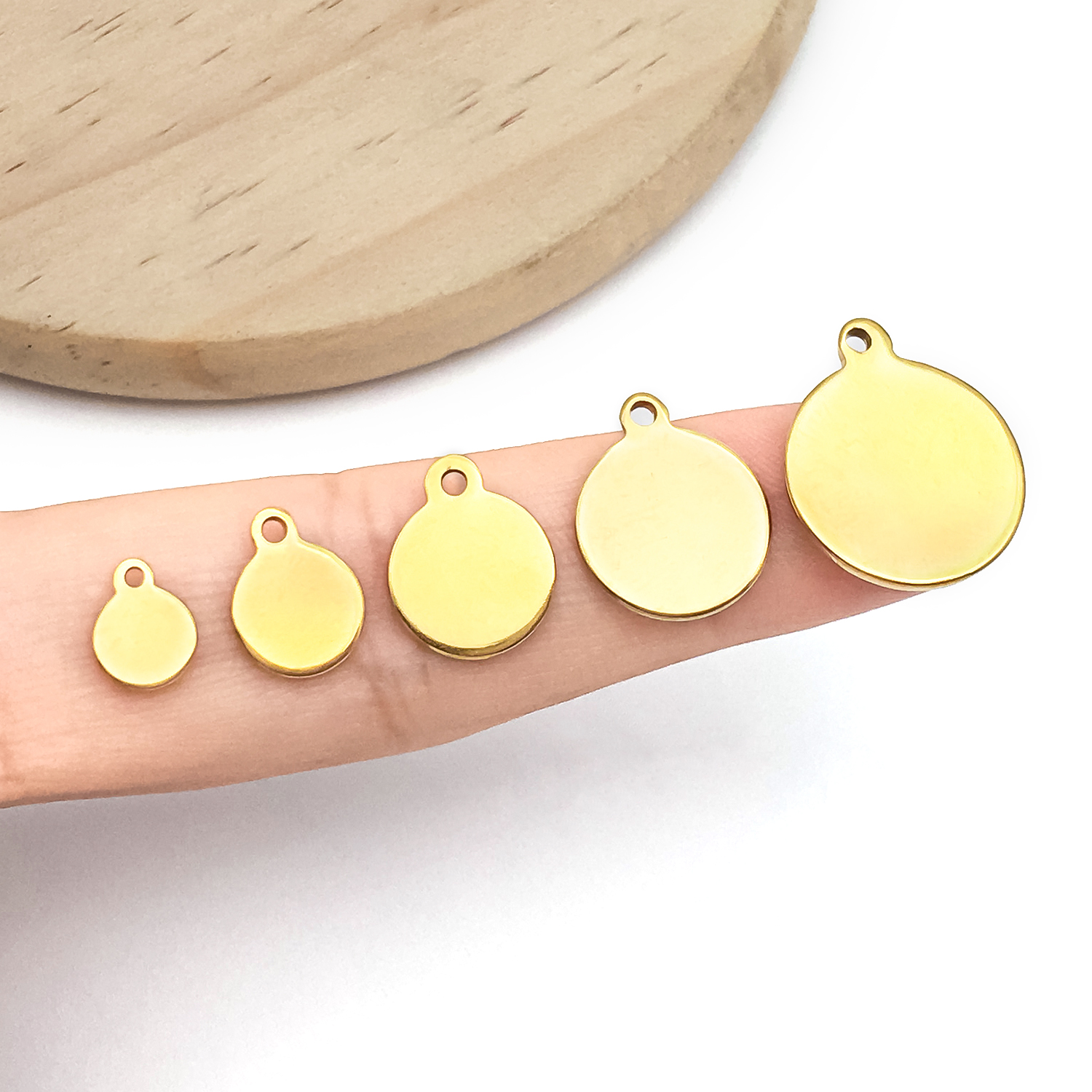 10 st rostfria berlocker runda tomma skivor metallhängen för gör-det-själv armband halsband örhängen smyckestillverkning tillbehör