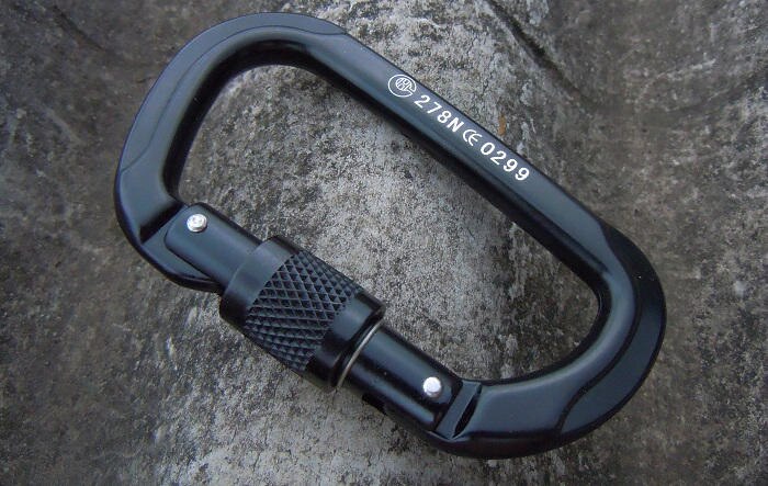 A278N thread lock main lock big D pure mountaineering buckle eu CE certified bearing capacity of 2.6 tons: BK