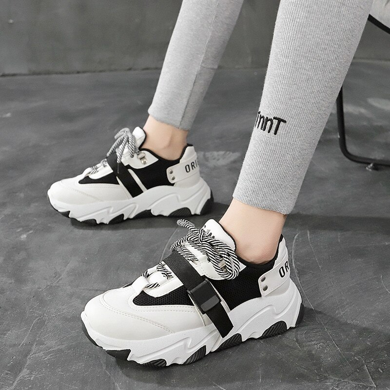 Vrouwen Runing Schoenen Kleurrijke Sport Schoenen Goede Vrouw Sneakers Trend Sales Lente Populaire Stijlen Platform