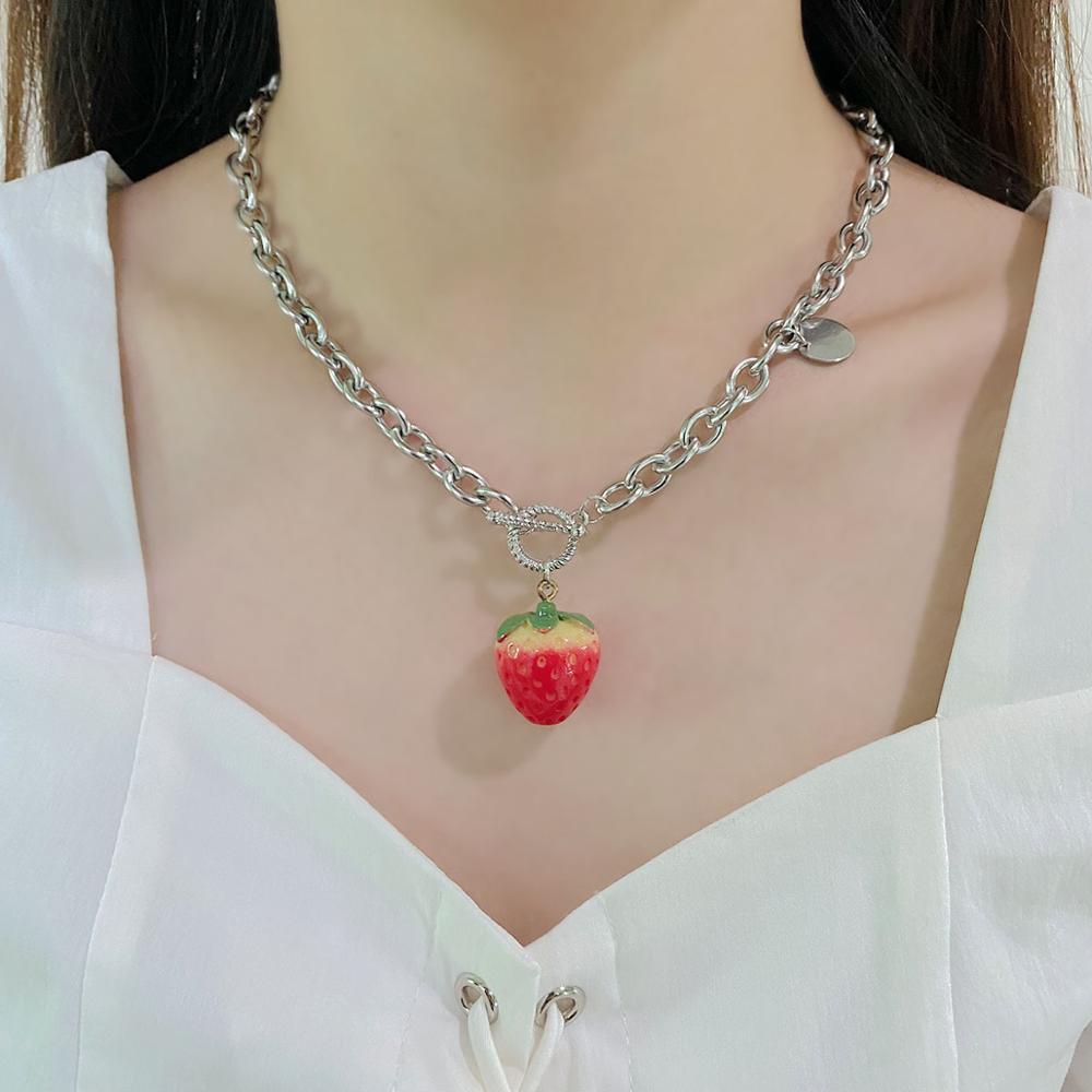 Cute Strawberry Shape Pendant Necklace For Women Girl Lovely Simulation Fruit Choker Necklace Statement Trendy Jewelry