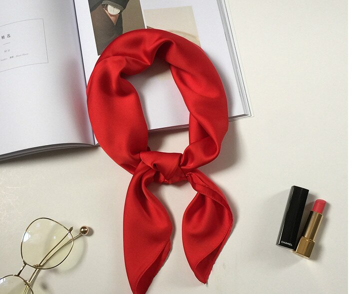 Dames zijden sjaal kleur groen bedrukt bandana dames vierkante sjaals zachte tassen sjaal: Rood