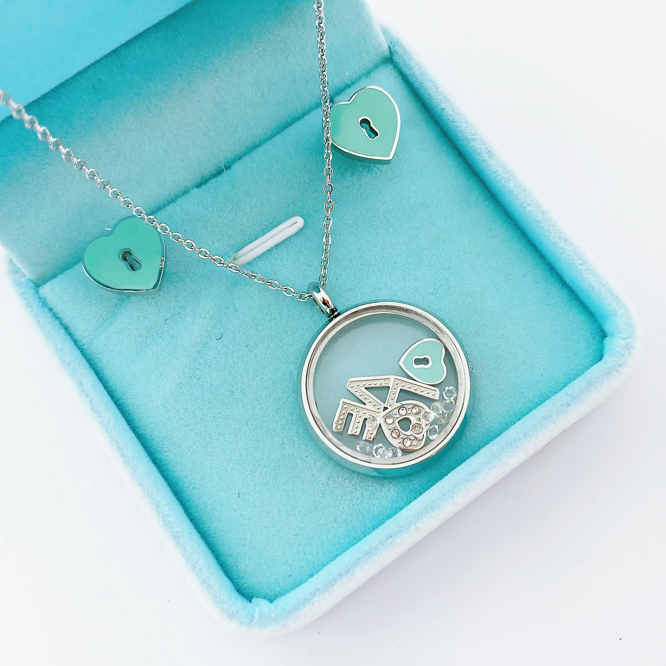 Heart Glass Floating Lockets Pendant Necklaces for Women Blue Heart Pendants Necklace Chain Choker Jewelry