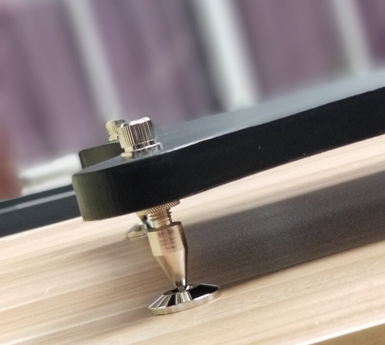 1 stücke HIFI lautsprecher stativ halterung lautsprecher boden lautsprecher tablett schock platte power verstärker CD stoßdämpfer platte fuß nagel