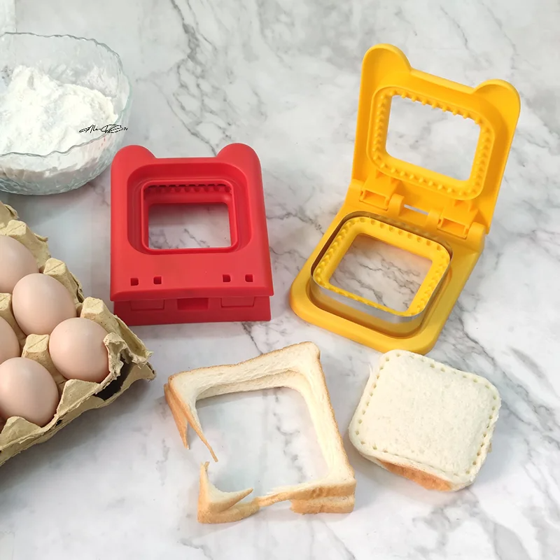 Sandwich Cutter and Sealer Flip Sandwich Cutting Tool for Kids Lunch Stainless Steel Blade Circular Sandwich Bread Toast Mold