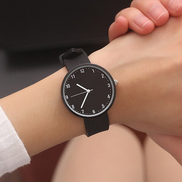 Silicone Polshorloge Vrouwen Horloges Dames Top Quartz Horloge Voor Vrouw Klok Vrouwelijke Uur Relog Montre Femme: black small numerals