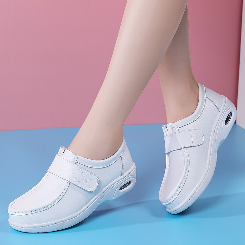 Coussin d'air hiver infirmières chaussures confortables femmes baskets médecin cuir supérieur femmes chaussures plates épais velours marche chaussures 39 40