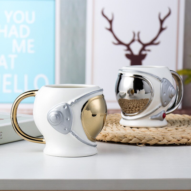 Handel-taza de café de gran volumen de cerámica con casco espacial de astronauta, taza creativa de té y leche para oficina, 550ml