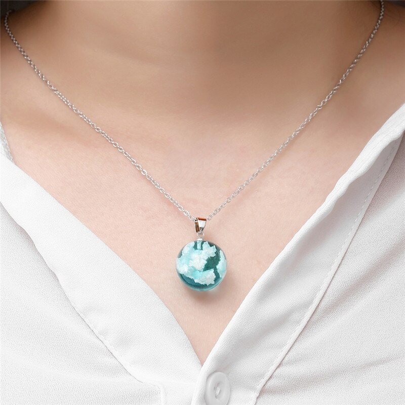 Handmade Blue Sky White Cloud Transparent Spherical Resin Pendant Clavicle Chain Necklace Necklaces Pendants Christmas