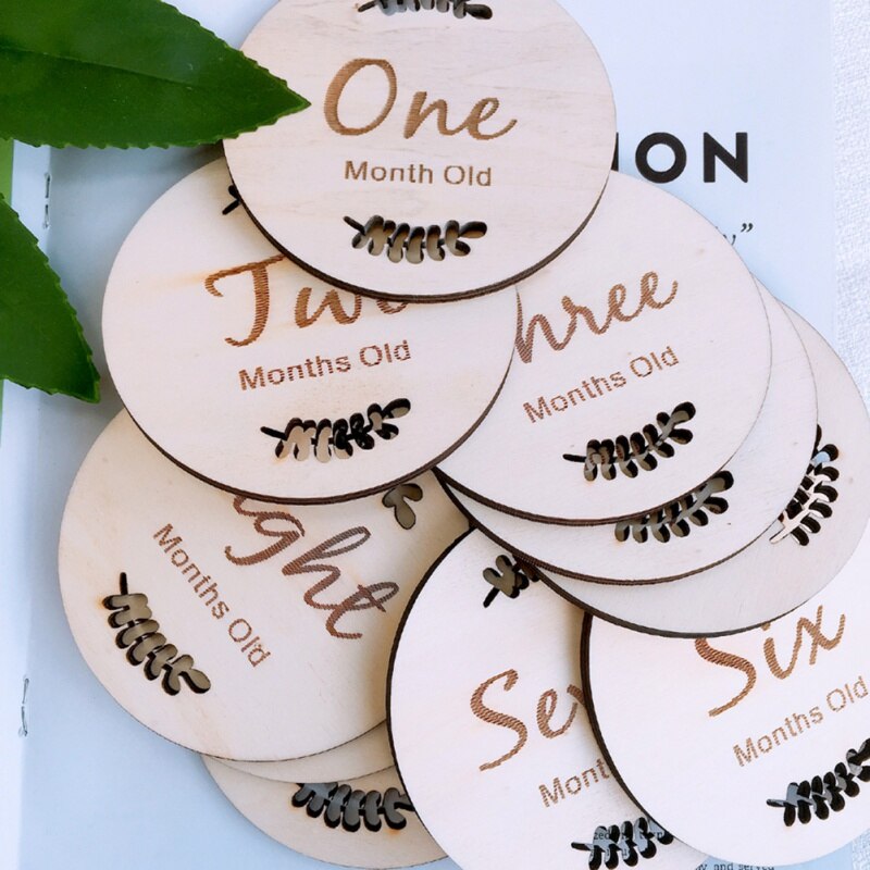 Household Baby Monthly Milestone Wooden Cards Baby Photography Props Home Milestone Card(Leaf Pattern,English Twelve)