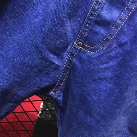 Märke barnkläder pojke enfärgade jeans blå enkla jeans lämpliga för barn 2-6 år