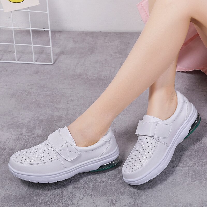 Sneakers Woman Nurse Clogs Shoes Nursing Women Summer Shoe Female Health Work Flat Walking Soft Non Slip Hospital Nurse Shoes