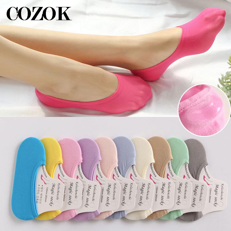 5 paia/lotto calze magiche da donna EU25-39 invisibile bocca bassa calzini da barca proprietà sottile antiscivolo in silicone colore caramella calzini in velluto