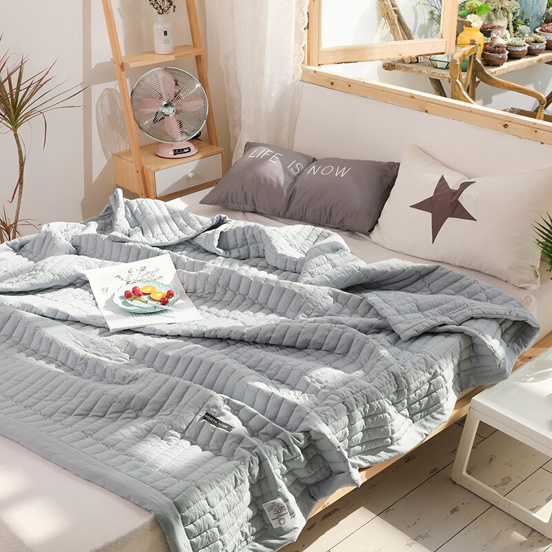 Sommerdyne dyne slik ensfarvet sengetæppe vaskbart polyester klimaanlæg tæppe blødt voksne boligtekstil 150*200: 200 x 230cm / Grå