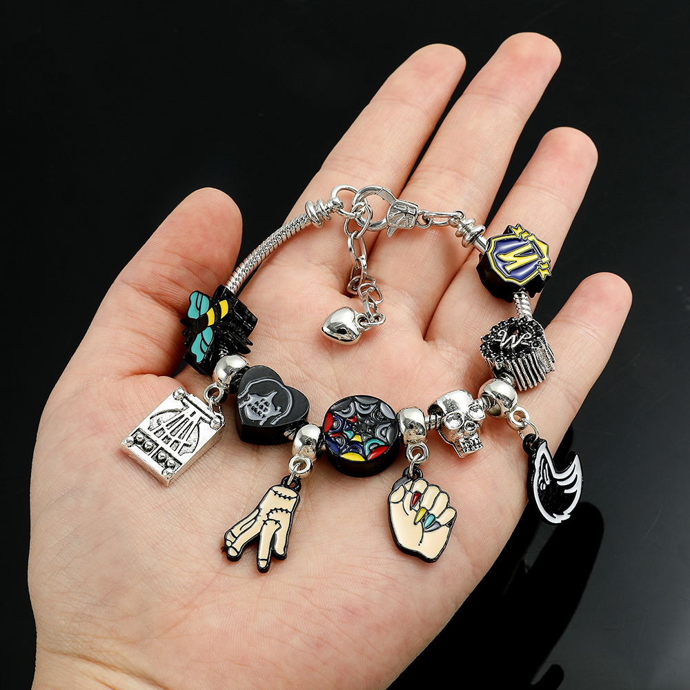 Wednesday Addams Armband Regenboog Raam Kralen Armbanden Pet Hand Ding Hanger Armband Gothic Sieraden Voor Vrouwen Accessoires Cadeau