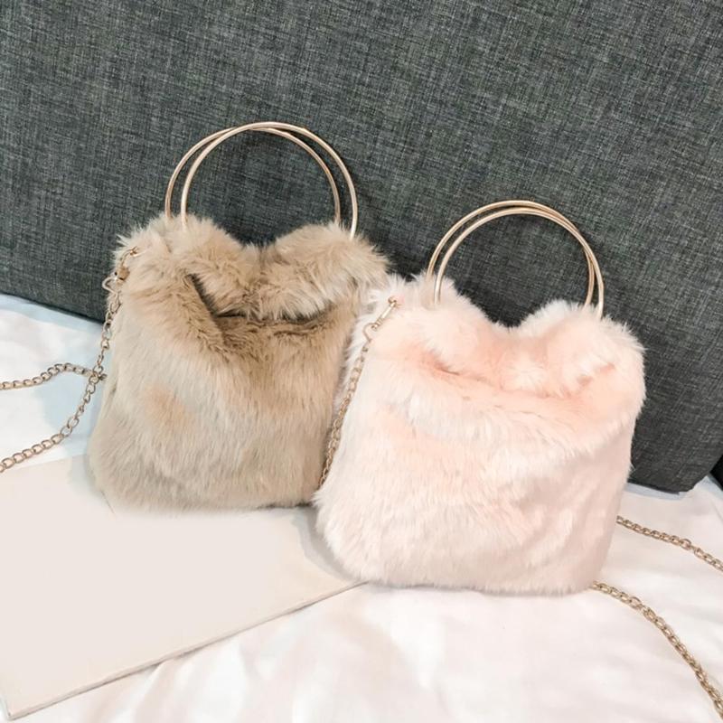Offre spéciale sac à bandoulière moelleux doux épaule sacs à main femmes automne Shopping fourre-tout en peluche sac de messager loisirs quotidiens