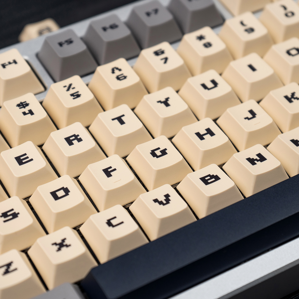 Retro pixel Art Yellow Keycaps 152 Keys PBT Cherry Profile Dye-Sublimation keycaps set For Mx Mechanical Gaming Keyboard