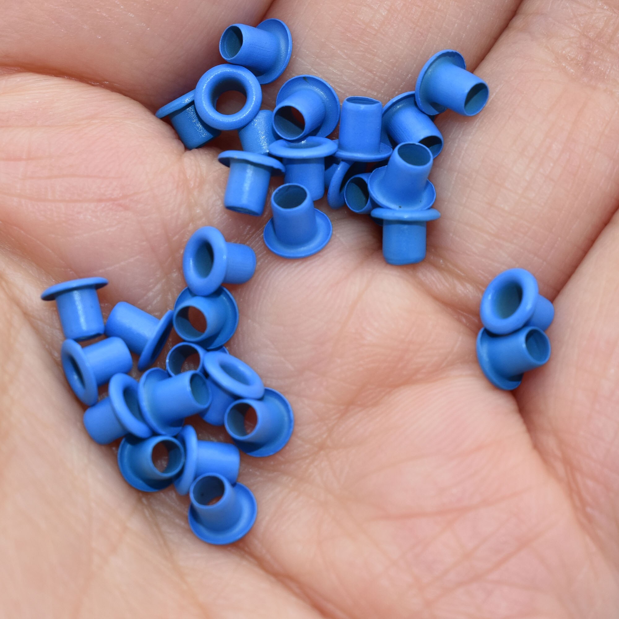 Round Eyelets Rivets Repair Hardware Canvas DIY Leather Craft Supplies Bag Shoes Belt Cap Clothing Craft Projects 100 PCS 2mm