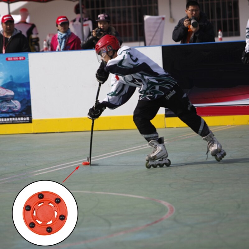 Hochdichter übungspuck für rollhockey, perfekt ausbalanciert für inline- und street-rollhockeytraining auf dem eis
