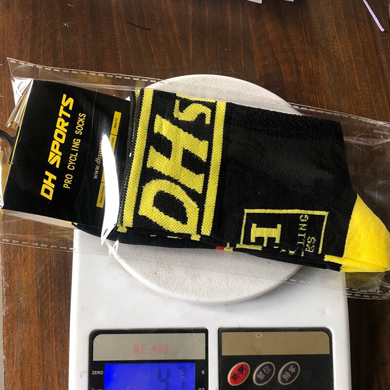 DH Sports Cycling Socks Sport Socks Breathable Bicycle Sock Outdoor Sport Compression Socks Men Women