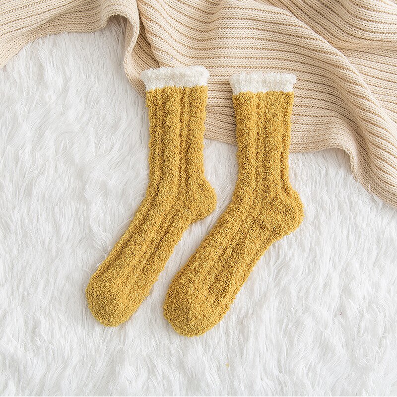 1 Pair of Coral Plush Socks Women's Plush and Thickened Sleeping Terry Socks Autumn and Winter Floor Thickened Warm Socks: 02