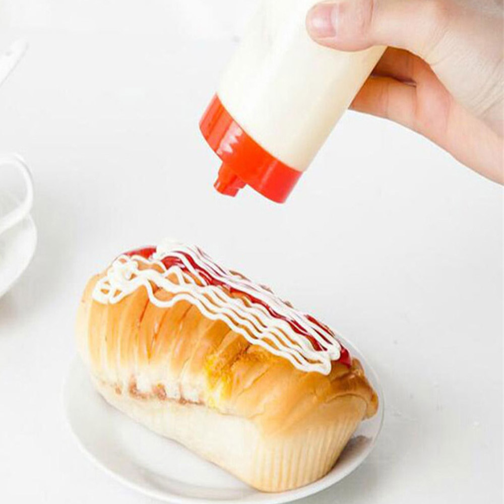 Køkken plastik squeeze flaske krydderi dispenser værktøjer til sauce eddike olie salat ketchup dressing flaske 4 huller med låg