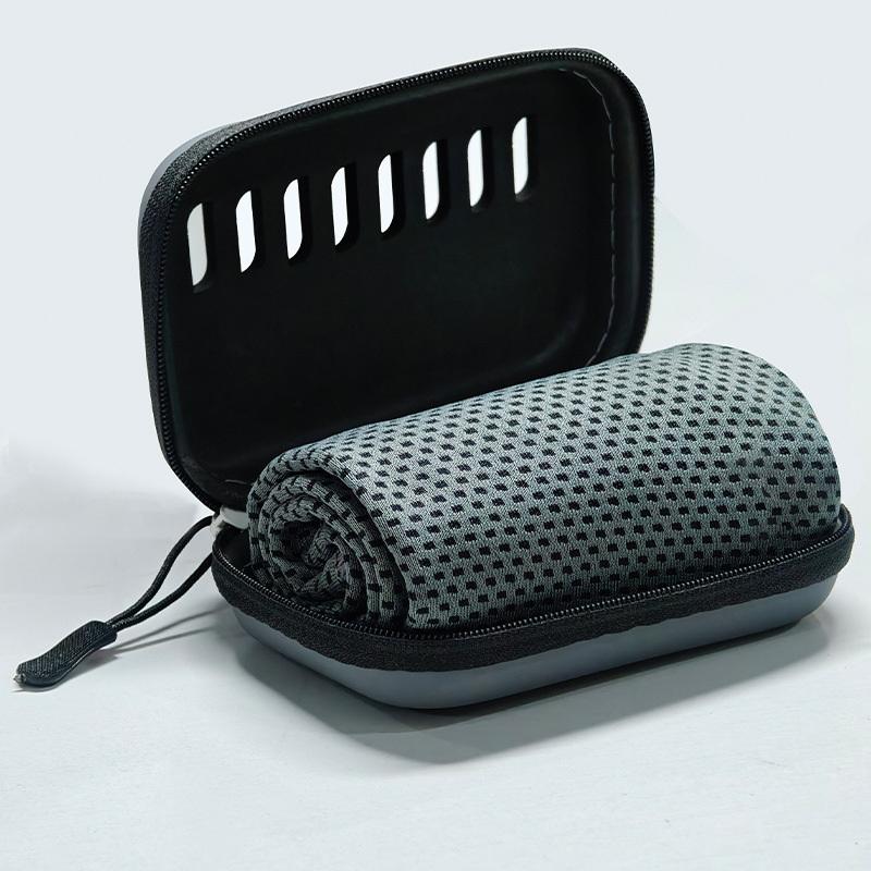 camping koelhanddoeken met EVA-hoes, compacte & draagbare reis-koelhanddoek, snel drogende handdoeken voor sport, gym, wandelen en yoga