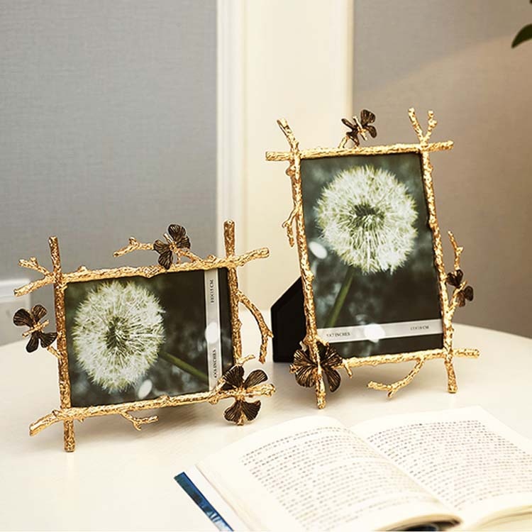 7Inch Nordic Metal Rotating Photo Frame Modern Minimalist Retro Swing Table Picture Frame Golden Ornaments